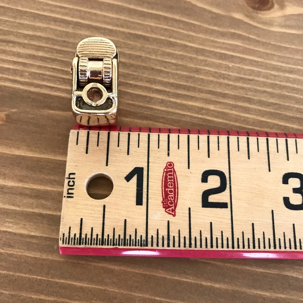 New Size 5/6 Novelty Ring that looks like a Lighter - Picture 9 of 10